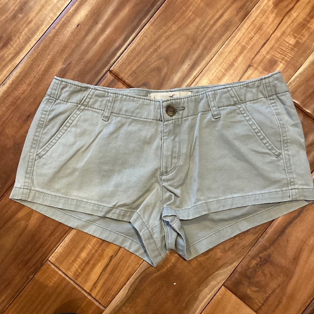 Hollister Sz 5